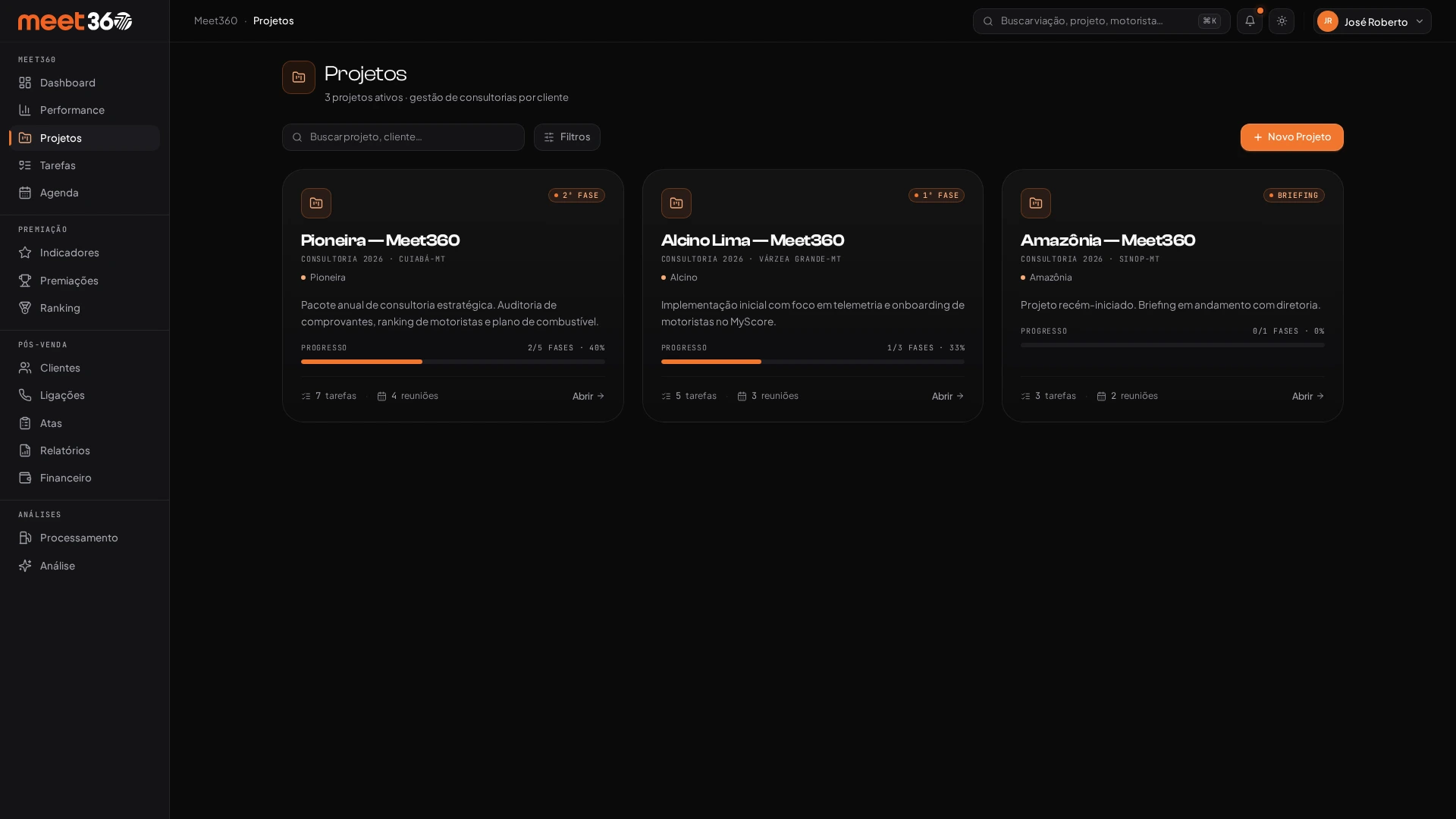 Projetos, tabela densa com filtros